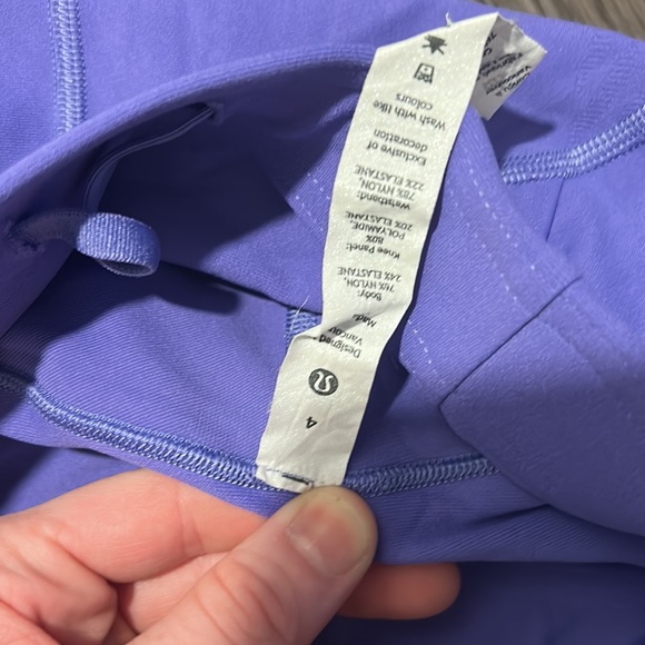Purple lululemon leggings - Picture 5 of 6